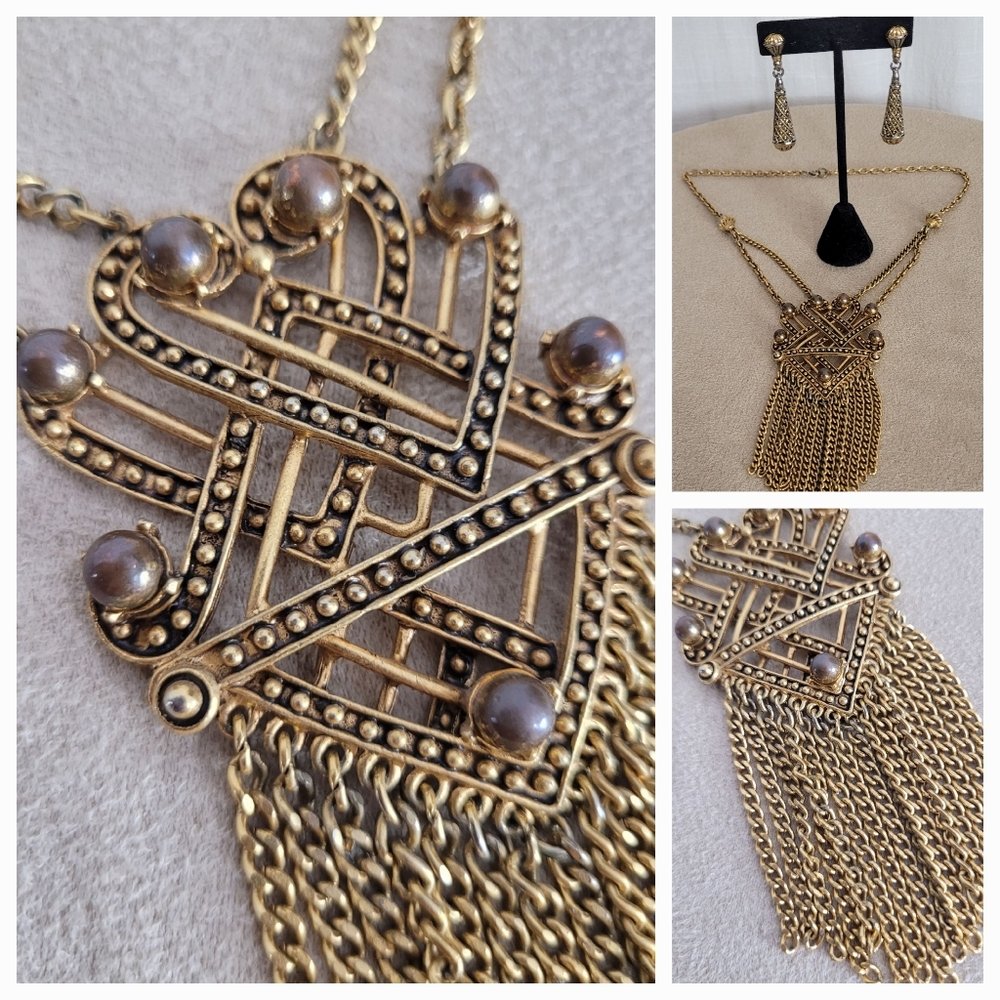 Forenza Antique  Necklace